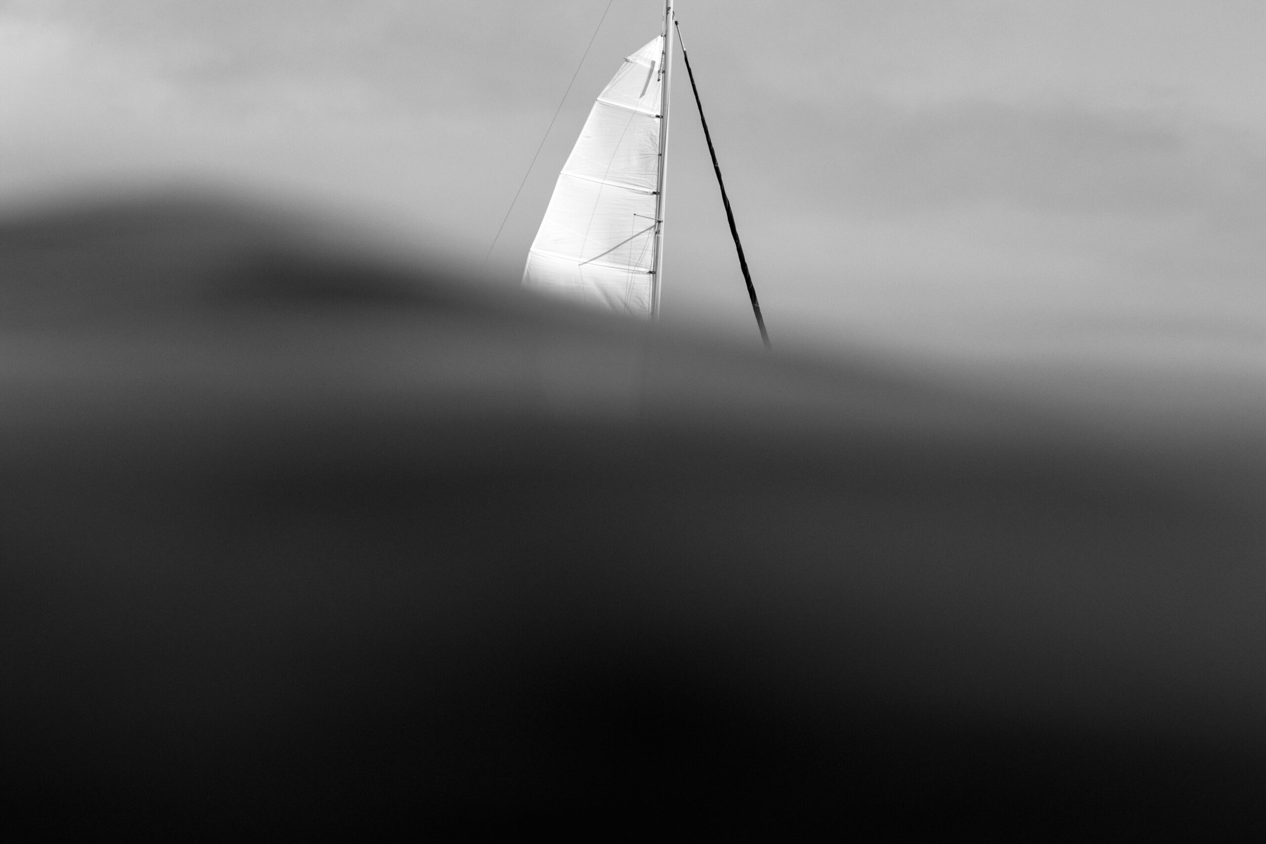 A feature image showing a sailing boat. Acts as an introduction picture to the Project Management Page.